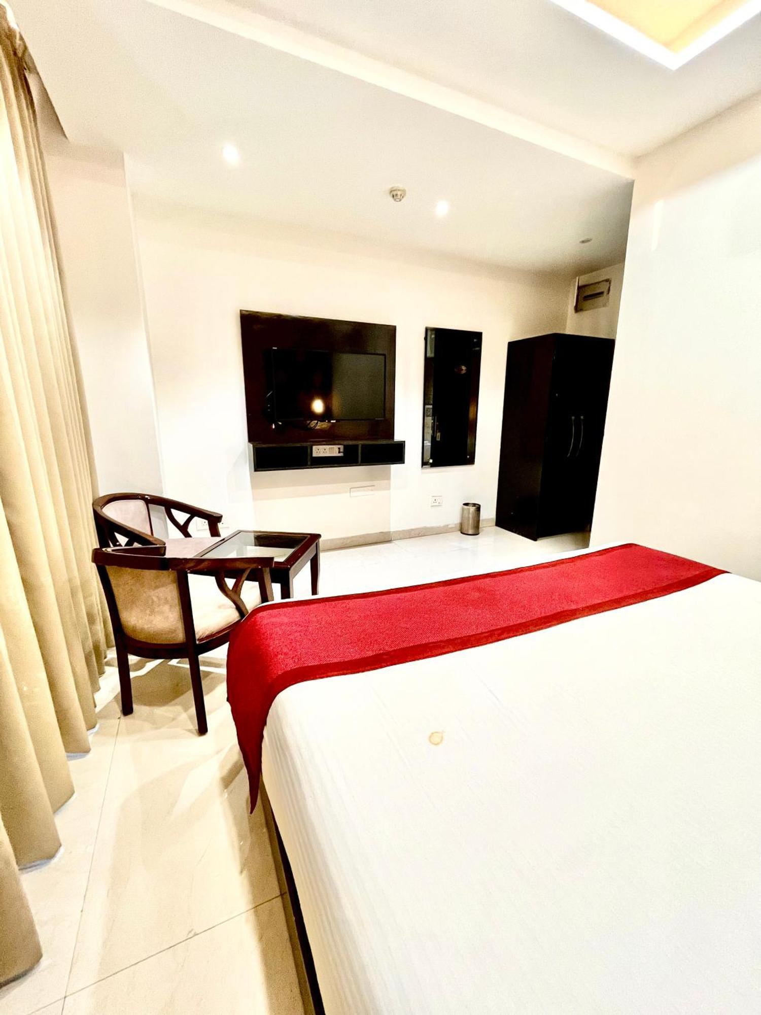 Hotel Northview Park By Lycoris !! Top Rated & Most Awarded Property In Tricity Zirakpur Exterior foto